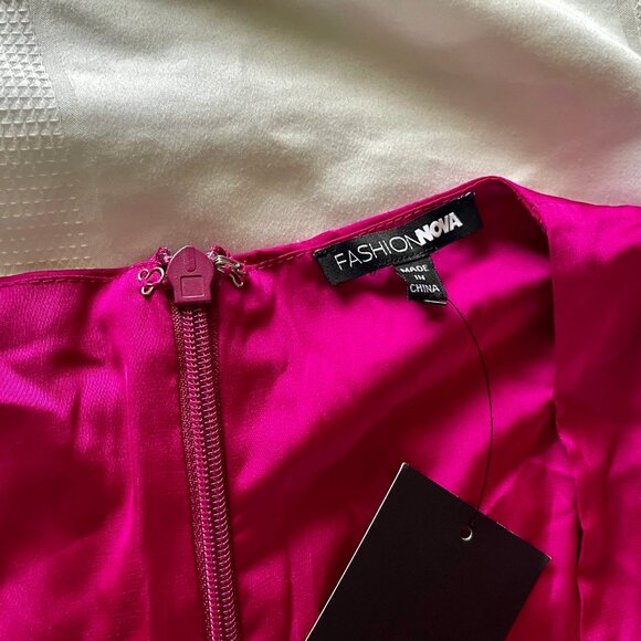 NEW Fashion Nova Queen Moment Satin Maxi Dress SZ 1X Magenta Dressy - Picture 15 of 15